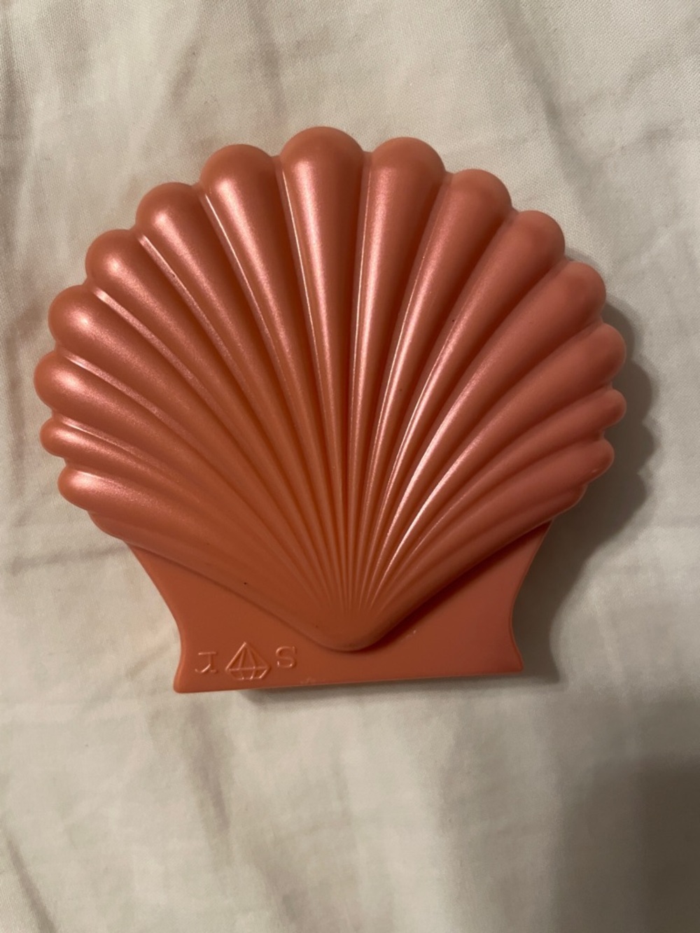 tarte Beaches & Cream Shell Compact in Coral Peach